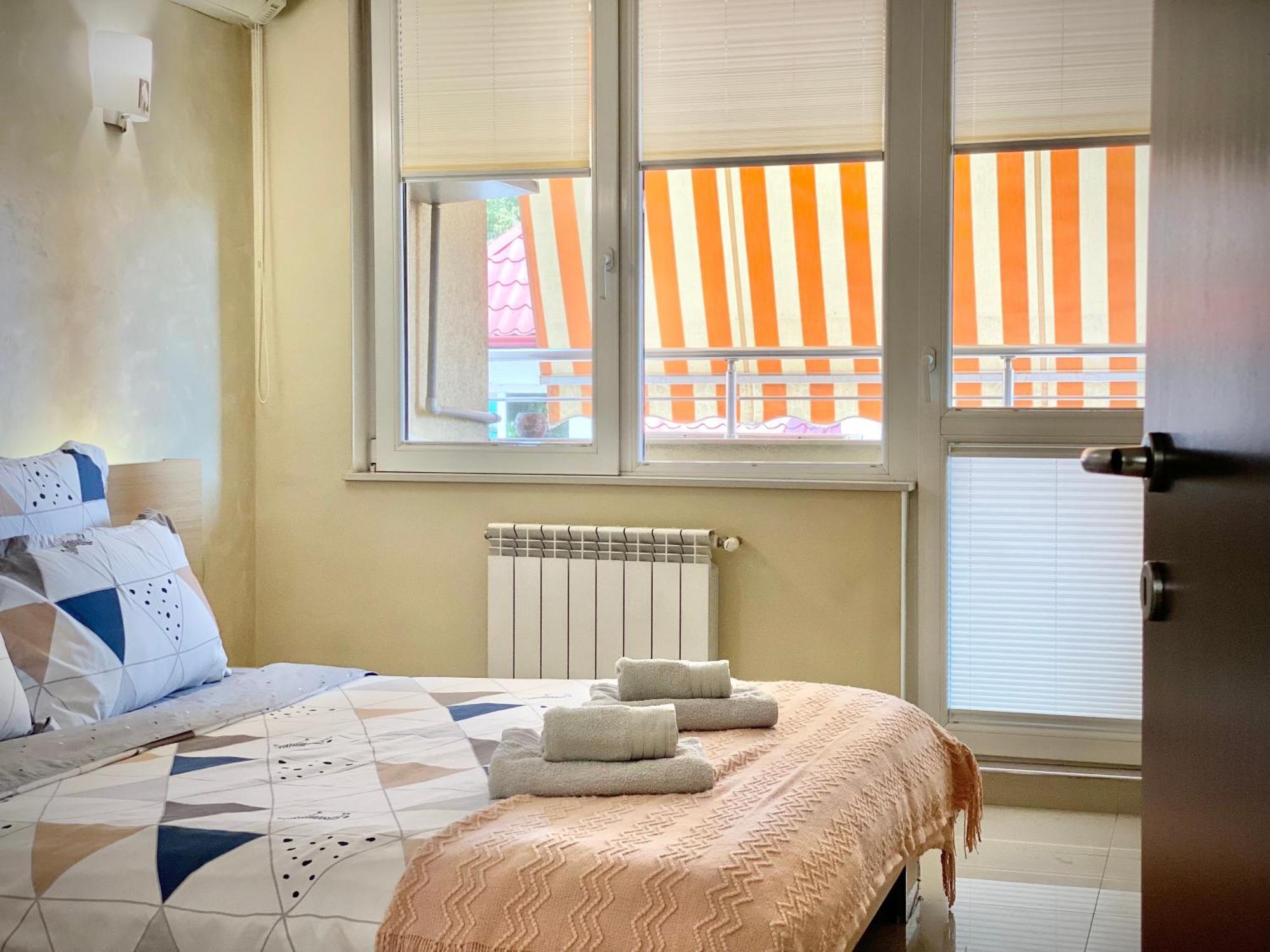 Entire Apartment For 4 Guests In Sofia Exterior photo